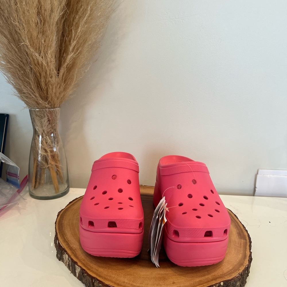 Crocs Women Pink Siren Clogs size 11